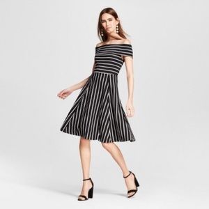 Classic Knit Off-the-Shoulder Striped Dress
